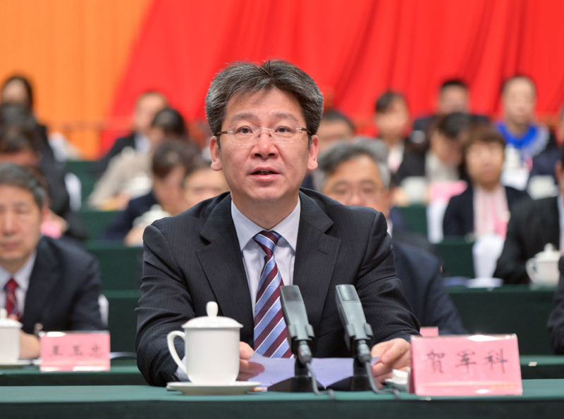 四川省科學(xué)技術(shù)協(xié)會(huì)第十次代表大會(huì)開幕
主動(dòng)服務(wù)國家大局 堅(jiān)定扛起時(shí)代使命
以磅礴科技力量更好助推四川現(xiàn)代化建設(shè)
王曉暉賀軍科講話 施小琳出席「相關(guān)圖片」